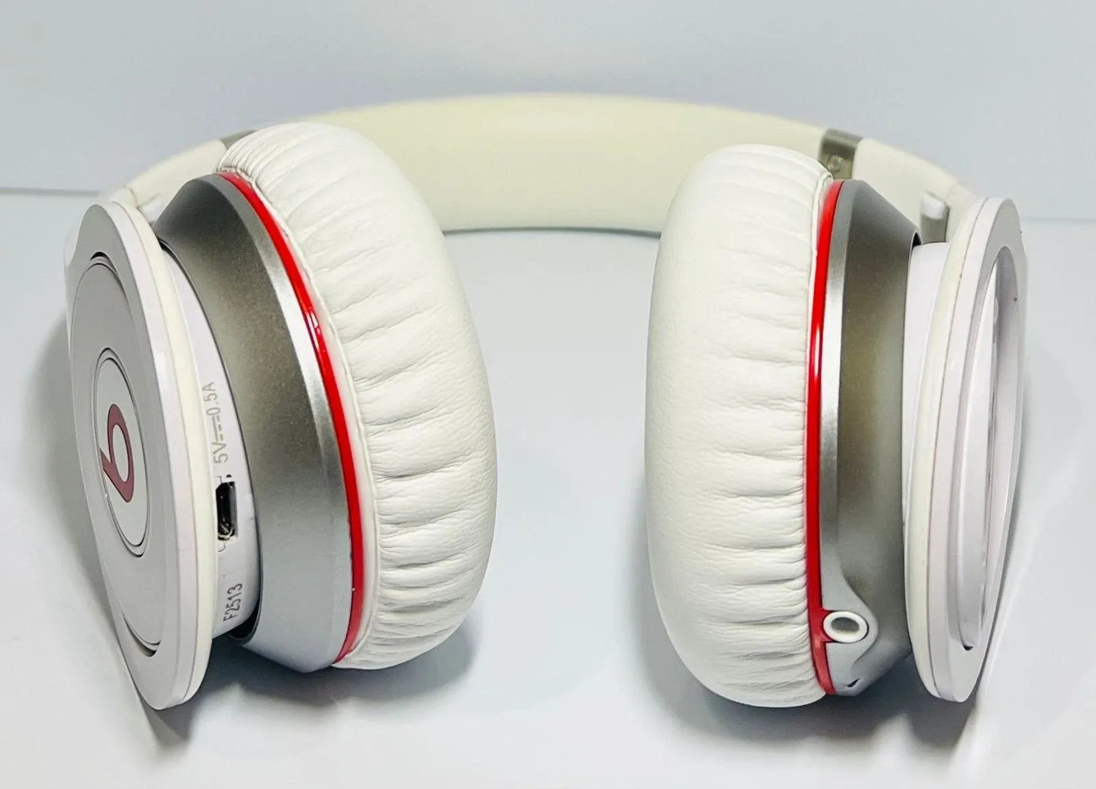 Beats by Dr. Dre Wireless Headphones - White (WITH NEW EARMUFFS)